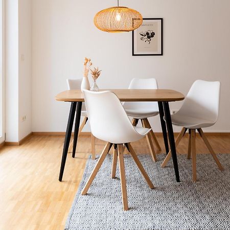 Altstadt Apartment 2 Zimmer Am Weibermarkt ロイトリンゲン エクステリア 写真